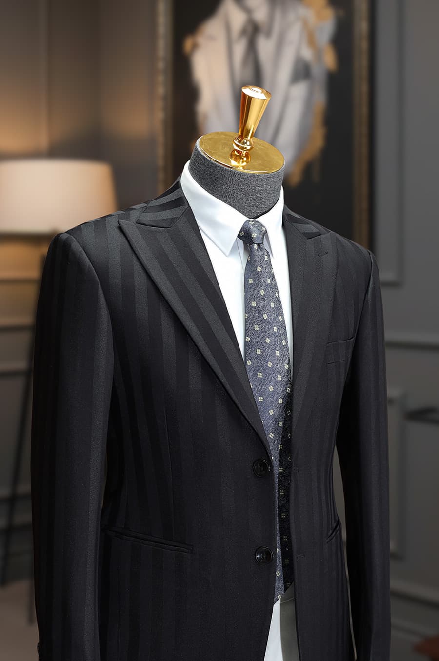 Bộ Vest Sọc Đen To 1