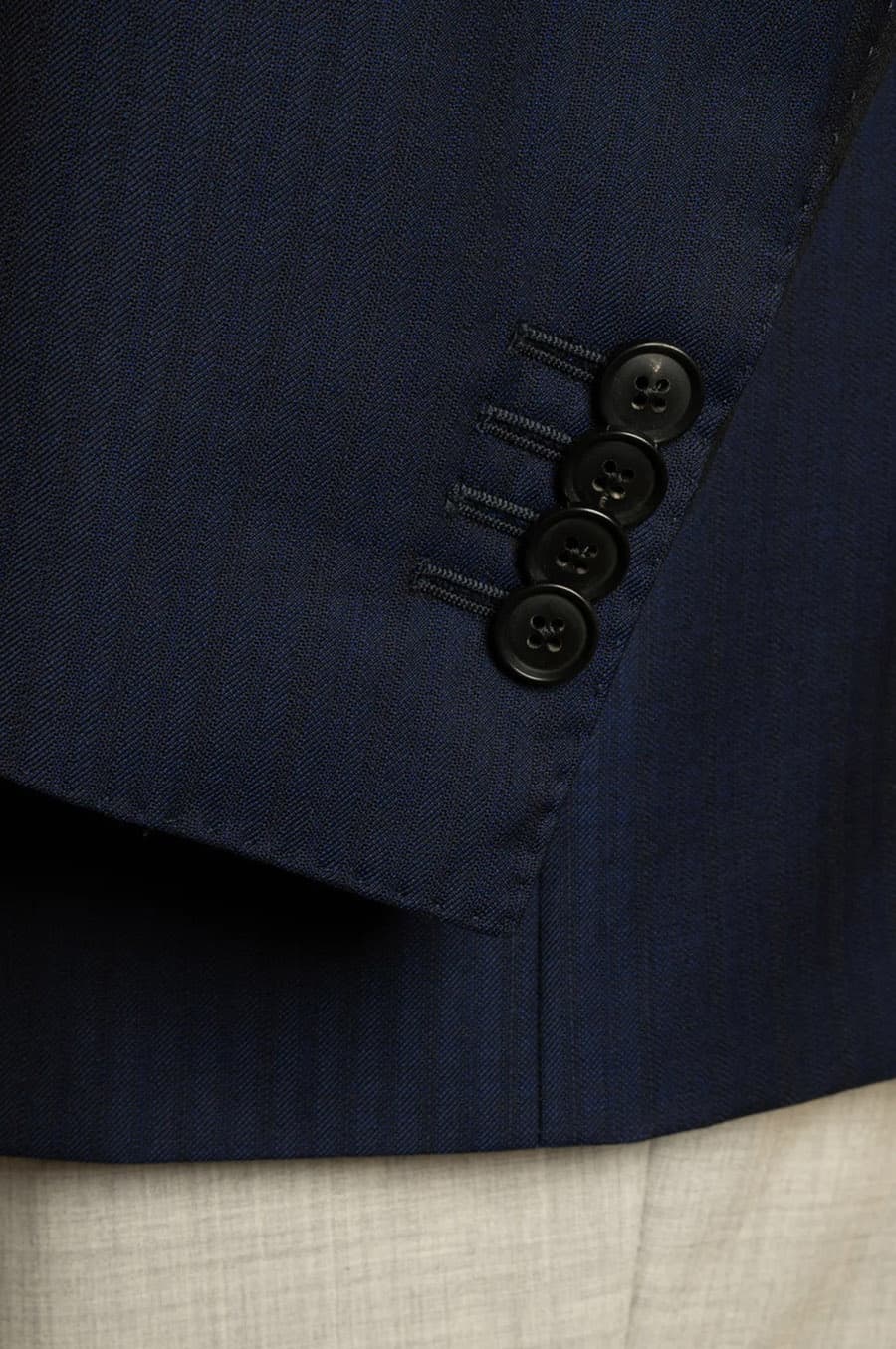 Bộ Vest Xanh Kẻ Chìm 2